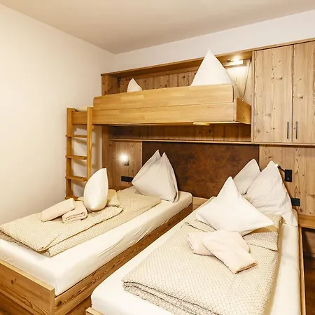 Lindlinghof Apartmanhotel 2*