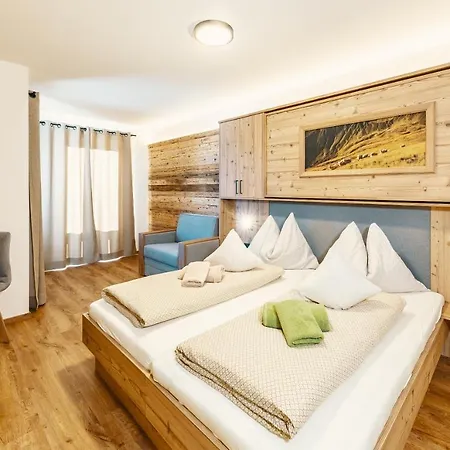 Lindlinghof Apartmanhotel 2*